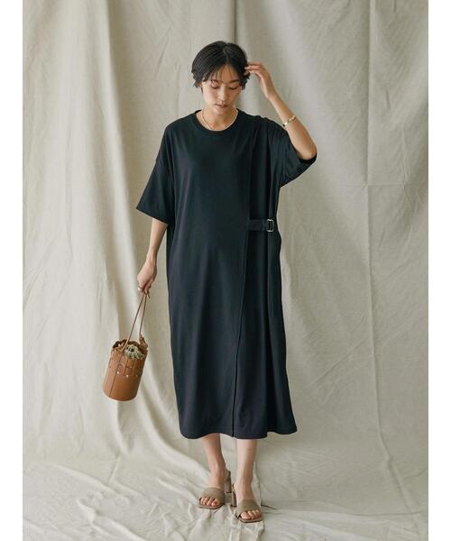 【美品】ダブルベルトカットアウトワンピース ダブルベルトカットアウトワンピース – pium