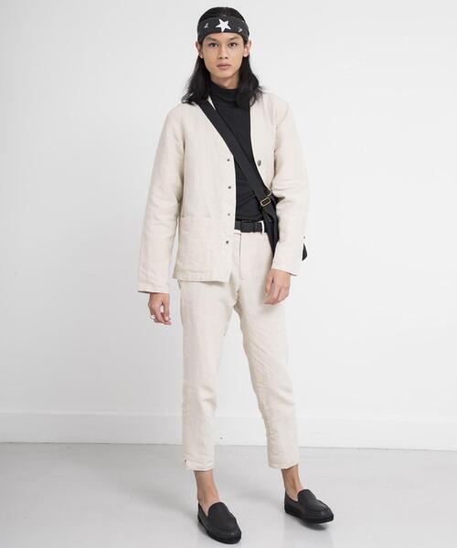 agnes b.（アニエスベー）の「UU08 VESTE リネンジャケット（ノーカラージャケット・メンズ・ベージュ・48/44）」の3枚目の写真