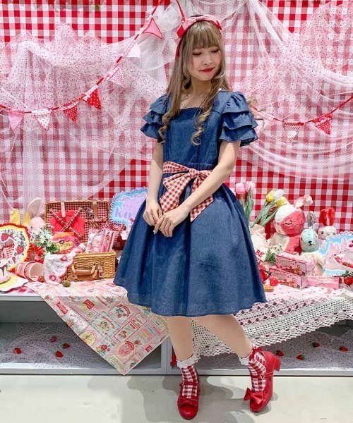 axes femme（アクシーズファム）の「ベアズベーカリー刺繍ワンピ