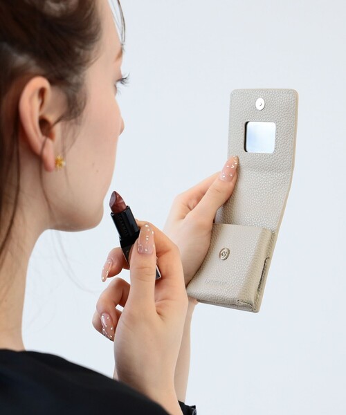 Ray BEAMS(レイビームス)の「【WEB限定】Hashibami / リップ ケース(その他小物・レディース・ホワイト系その他/グリーン系その他/パープル系その他/レッド系その他/グリーン系2・ONE SIZE)」の2枚目の写真