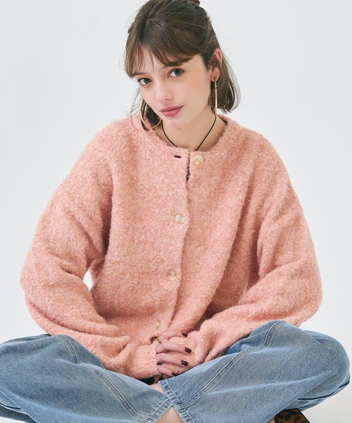 coca(coca)(コカ)の「ブークレニットクルーネックカーディガン(カーディガン/ボレロ・レディース・イエロー/ブルー/ベージュ/チャコールグレー/ターコイズブルー/ライトピンク/グレイッシュベージュ/ライトブルー・M/L)」の8枚目の写真