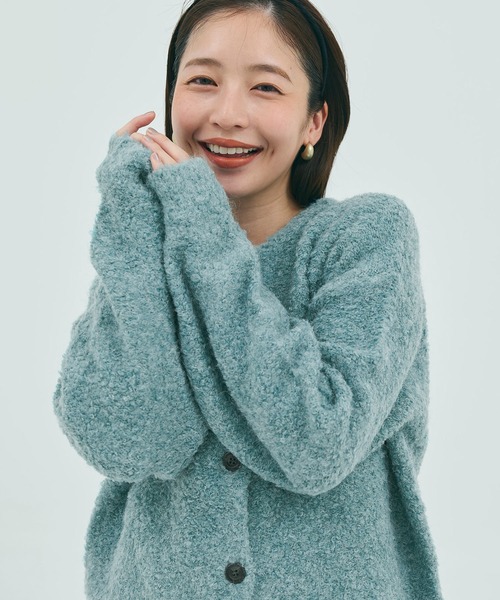 coca(coca)(コカ)の「ブークレニットクルーネックカーディガン(カーディガン/ボレロ・レディース・イエロー/ブルー/ベージュ/チャコールグレー/ターコイズブルー/ライトピンク/グレイッシュベージュ/ライトブルー・M/L)」の19枚目の写真