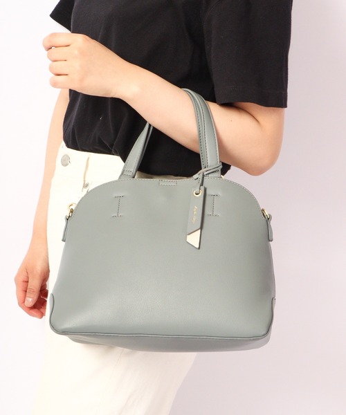 Legato Largo(レガートラルゴ)の「Legato Largo 軽量フェイクレザー2WAYショルダーバッグ(ショルダーバッグ・レディース・ブラック/アイボリー/グレイッシュベージュ/ブルーグレー・FREE)」の3枚目の写真