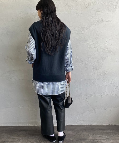AMERICANA（アメリカーナ）の「[Americana×JEANS FACTORY/アメリカーナ×ジーンズファクトリー] 別注 AMERICAN STATE ロゴプリントスウェットベスト（ベスト・レディース・アイボリー/スミクロ/パープル・ONE SIZE）」の21枚目の写真