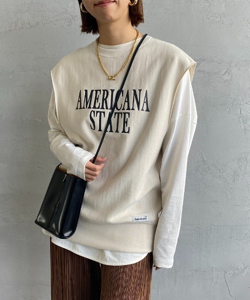AMERICANA（アメリカーナ）の「[Americana×JEANS FACTORY/アメリカーナ×ジーンズファクトリー] 別注 AMERICAN STATE ロゴプリントスウェットベスト（ベスト・レディース・アイボリー/スミクロ/パープル・ONE SIZE）」の7枚目の写真