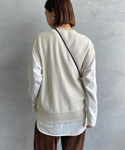 AMERICANA（アメリカーナ）の「[Americana×JEANS FACTORY/アメリカーナ×ジーンズファクトリー] 別注 AMERICAN STATE ロゴプリントスウェットベスト（ベスト・レディース・アイボリー/スミクロ/パープル・ONE SIZE）」の9枚目の写真