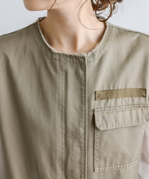 PUAL CE CIN（ピュアルセシン）の「ミリタリーベスト／ジレ（ミリタリージャケット・レディース・カーキ/ベージュ/ブラック・FREE）」の13枚目の写真