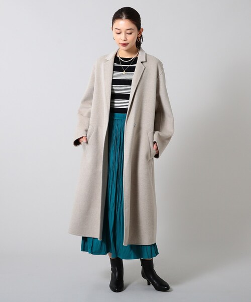 UNTITLED(アンタイトル)の「◆【Oggi.jp掲載/ゆったり羽織れる】リバー素材 オーバーチェスターコート<きれいめにもカジュアルにも活躍>(チェスターコート・レディース・ブラック/サンドベージュ/チャコールグレー/ライトベージュ・44/03/02/04/00/48/01)」の20枚目の写真