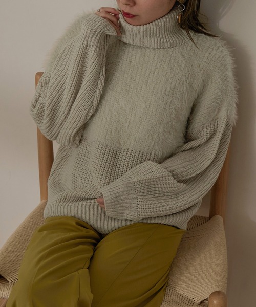 Fashion Letter（ファッションレター）の「5G シャギー使いタートルプルオーバー（ニット/セーター・レディース・ライトベージュ/ブラック/オフホワイト/パープル・M）」の3枚目の写真