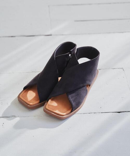 coen(コーエン)の「スクエアトゥクロスブーツサンダル(サンダル・レディース・ベージュ/ダークグレー/オレンジ系その他・S/M/L/XL)」の8枚目の写真