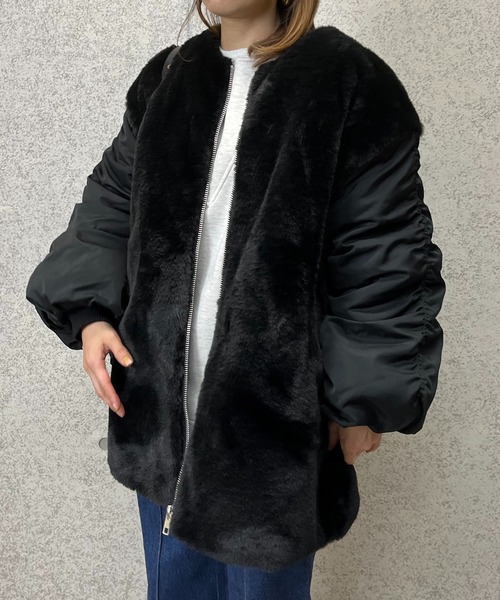 mi via loca(ミヴィアロカ)の「MA-1身頃ファー中綿ジャケット(ミリタリージャケット・レディース・ブラック/カーキ・FREE)」の13枚目の写真