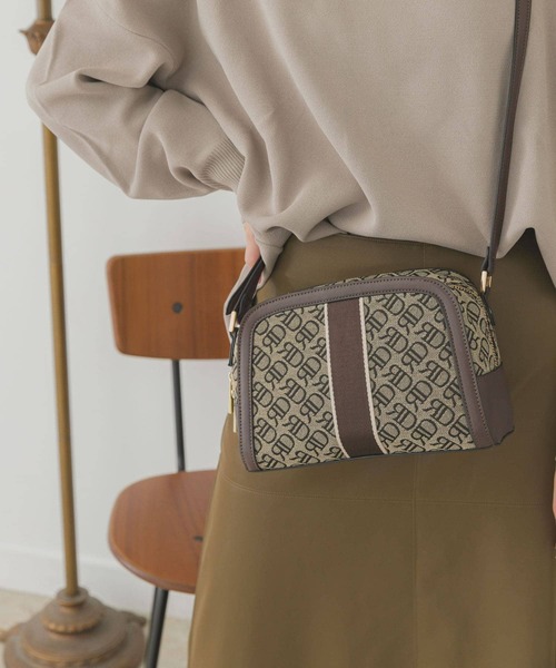 RODE SKO（ロデスコ）の「モノグラムジャガードショルダーバッグ（ショルダーバッグ・レディース・ブラウン・ONE）」の5枚目の写真