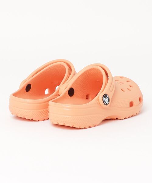 FREAK'S STORE(フリークスストア)の「crocs/クロックス Classic Clog K/クラシッククロッグK(サンダル・レディース・レモンイエロー/サックスブルー/ライトピンク・19/20.0cm/21.0cm/18)」の5枚目の写真