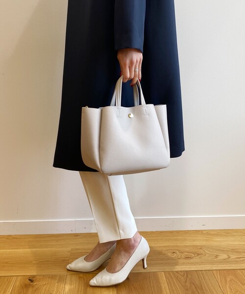 OPAQUE.CLIP(オペークドットクリップ)の「◆4ポケット トートバッグ【軽量/2WAY】(トートバッグ・レディース・ベージュ/ライトグリーン/グレー/ブラック/ブラック系1/グレー系1/ブルー系6・00)」の21枚目の写真