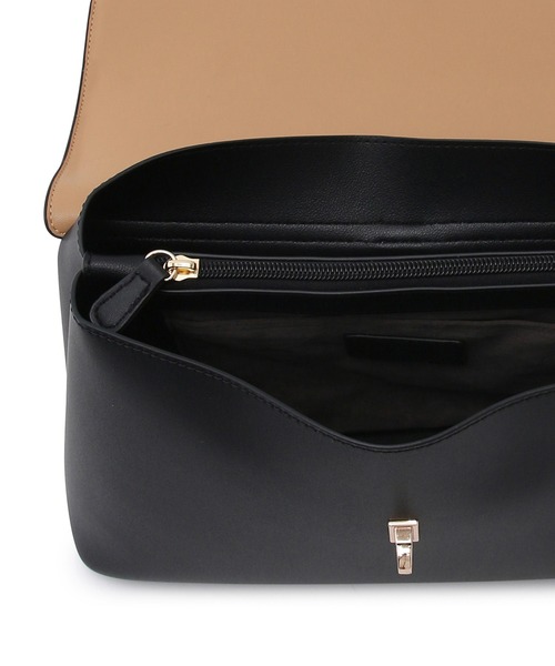 VIS（ビス）の「【軽量】【2WAY】ひねり金具ワンハンドルショルダーバッグ（ハンドバッグ・レディース・ブラック/キナリ/ベージュ・FREE）」の9枚目の写真