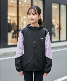 ウィンドブレーカー」に該当するパープル/紫色系のキッズファッション