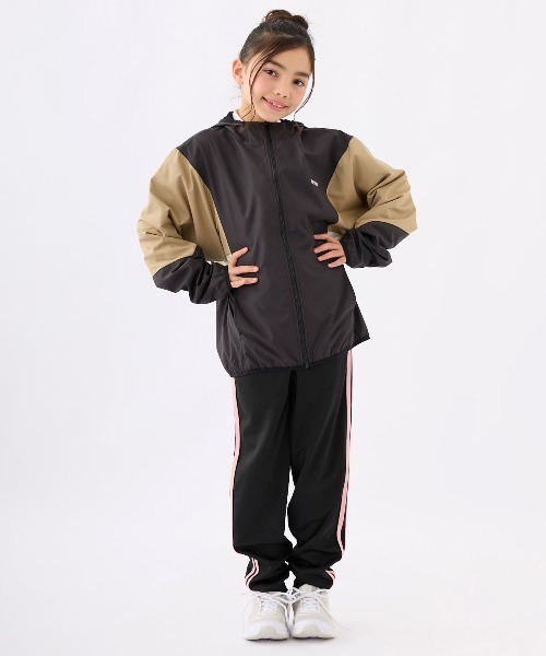 repipi armario（レピピ アルマリオ）の「【repipi armario / レピピアルマリオ】ガールズウィンドブレーカー　ブルゾン　ジャケット　ジップアップパーカー　ダンス（ブルゾン・キッズ・ベージュ/パープル/サックスブルー・140/150/160/170）」の6枚目の写真