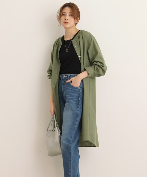 SHOO・LA・RUE（シューラルー）の「◆【UVカット/抗菌防臭/吸水速乾】大人のためのフレンチリネンブレンド 前あきロングシャツ（ワンピース・レディース・ホワイト系/ネイビー系2/ネイビー系7/ブルー系2/ピンク系/マスタード/カーキ/ライトブルー・02/03/04）」の3枚目の写真