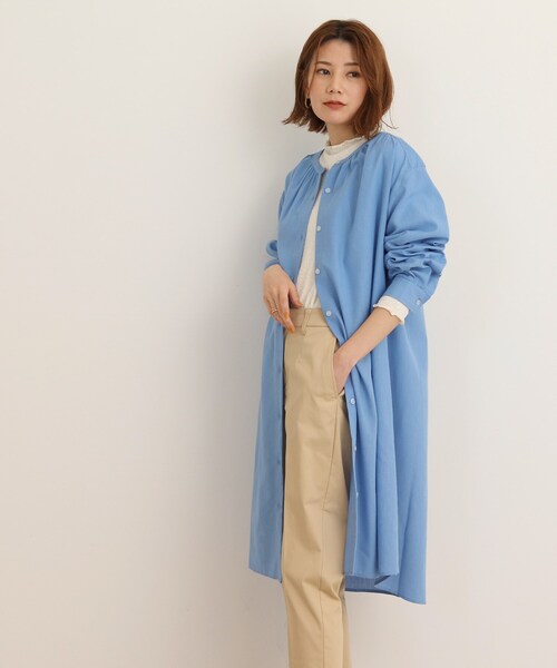 SHOO・LA・RUE（シューラルー）の「◆【UVカット/抗菌防臭/吸水速乾】大人のためのフレンチリネンブレンド 前あきロングシャツ（ワンピース・レディース・ホワイト系/ネイビー系2/ネイビー系7/ブルー系2/ピンク系/マスタード/カーキ/ライトブルー・02/03/04）」の12枚目の写真