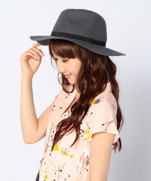 Another Edition(アナザーエディション)の「中折れブラックリボンハット/AE ナカオレ BLK RBN HAT(ハット・レディース・グレー/ベージュ・フリー)」の9枚目の写真