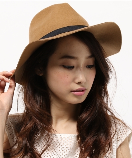 Another Edition(アナザーエディション)の「中折れブラックリボンハット/AE ナカオレ BLK RBN HAT(ハット・レディース・グレー/ベージュ・フリー)」の4枚目の写真