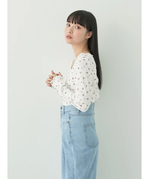 earth music&ecology（アースミュージックアンドエコロジー）の「フラワーメロープルオーバー（Tシャツ/カットソー・レディース・グレー/アイボリー・FREE）」の4枚目の写真