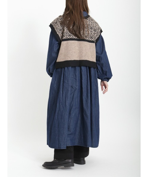 Samansa Mos2（サマンサ モスモス）の「ジャカード配色前後着ベスト（ベスト・レディース・ブルー/モカ/チャコール・ﾌﾘ-）」の17枚目の写真
