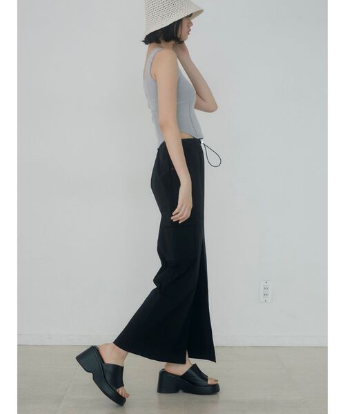 EMODA（エモダ）の「ミニマルフィットニット（ニット/セーター・レディース・ホワイト/グレー/ブラック/ブルー・FREE）」の13枚目の写真