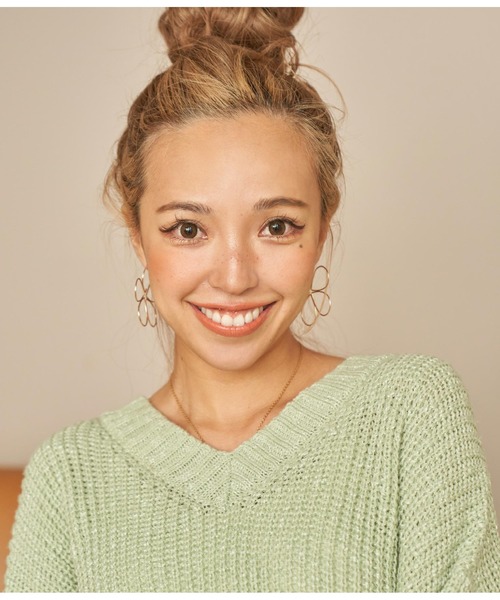 anap mimpi(アナップミンピ)の「フラワーモチーフワイヤーピアス(ピアス(両耳用)・レディース・ゴールド・FREE)」の2枚目の写真