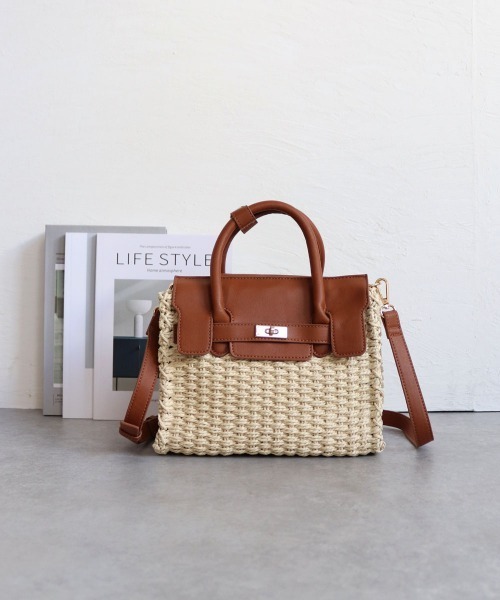 MIAN (ミアン)の「ペーパーベルト2wayトートバッグ(かごバッグ・レディース・ブラウン/カーキ/ブラック・FREE)」の1枚目の写真