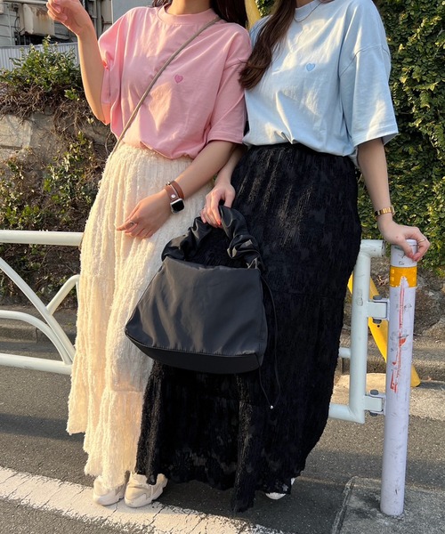 Birthday room（バースデイルーム）の「ハート刺繍Tシャツ（Tシャツ/カットソー・レディース・ホワイト/ピンク/ブルー/グリーン/イエロー・SMALL/MEDIUM）」の13枚目の写真