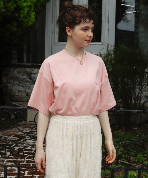 Birthday room（バースデイルーム）の「ハート刺繍Tシャツ（Tシャツ/カットソー・レディース・ホワイト/ピンク/ブルー/グリーン/イエロー・SMALL/MEDIUM）」の17枚目の写真