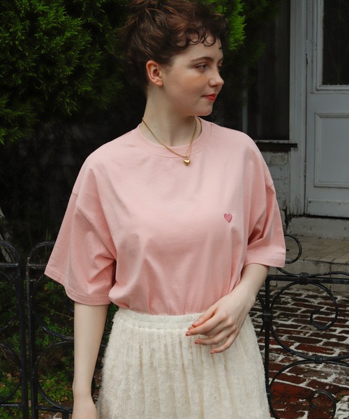 Birthday room（バースデイルーム）の「ハート刺繍Tシャツ（Tシャツ/カットソー・レディース・ホワイト/ピンク/ブルー/グリーン/イエロー・SMALL/MEDIUM）」の18枚目の写真