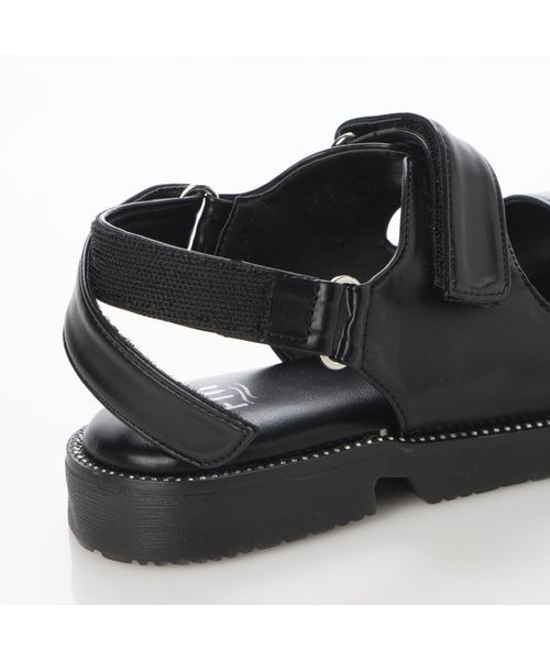 Fin(フィン)の「ダブルベルトビジューサンダル【低反発スポンジ入り】(サンダル・レディース・アイボリー/ブラック・S/M/L/LL)」の3枚目の写真