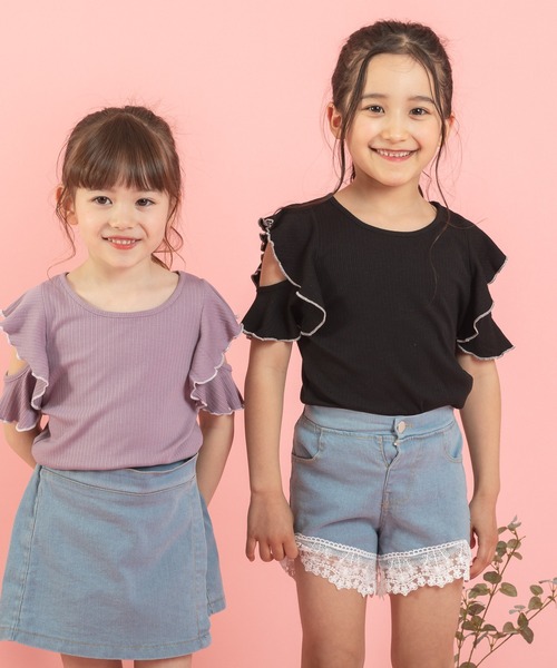 URBAN CHERRY（アーバンチェリー）の「【快適さらリブ素材】リブフリルショルダーカットデザイントップス（Tシャツ/カットソー・キッズ・パープル/アイボリー/ブルー/ピンク/ブラック・110cm/140cm/120cm/130cm/150cm）」の21枚目の写真