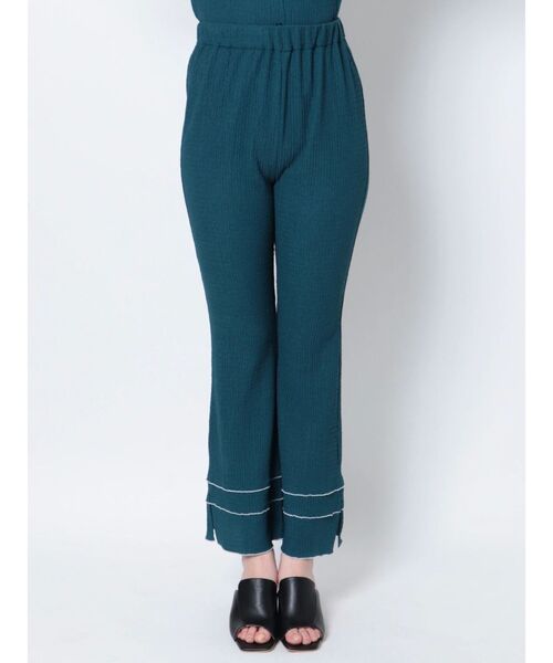 MURUA(ムルーア)の「シャーリングフレアパンツ(その他パンツ・レディース・ブラック/ブルー・FREE)」の7枚目の写真