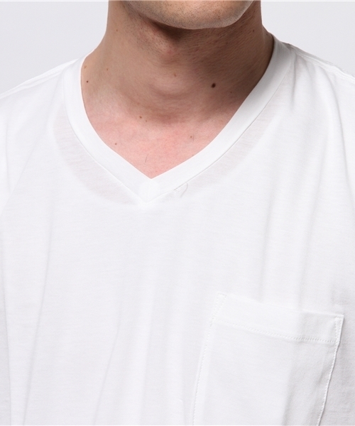 STUDIOUS（ステュディオス）の「【STUDIOUS】スーピマ天竺VネックTシャツ（Tシャツ/カットソー・メンズ・グリーン/ネイビー/グレー/オフホワイト/ブラック・2/3/1）」の6枚目の写真