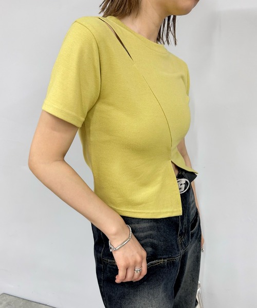 WHO'S WHO gallery（フーズフーギャラリー）の「カッティングデザインTEE（Tシャツ/カットソー・レディース・ホワイト/チャコールグレー/ブラック/マスタード・FREE）」の15枚目の写真