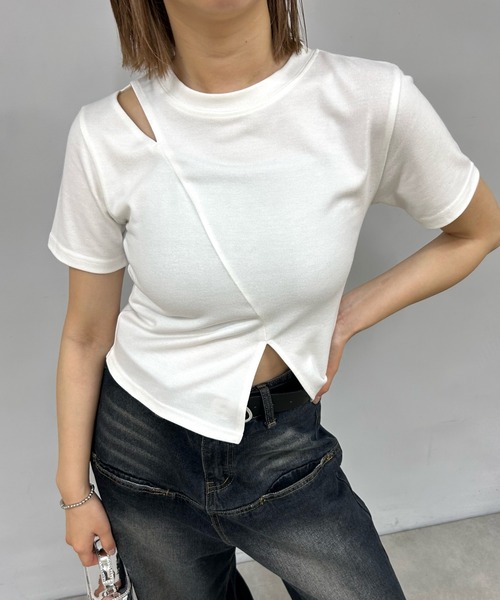 WHO'S WHO gallery（フーズフーギャラリー）の「カッティングデザインTEE（Tシャツ/カットソー・レディース・ホワイト/チャコールグレー/ブラック/マスタード・FREE）」の5枚目の写真