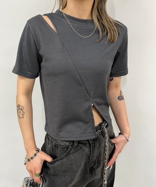 WHO'S WHO gallery（フーズフーギャラリー）の「カッティングデザインTEE（Tシャツ/カットソー・レディース・ホワイト/チャコールグレー/ブラック/マスタード・FREE）」の13枚目の写真