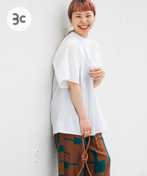 ITEMS URBANRESEARCH(アイテムズ アーバンリサーチ)の「『UR GREEN』ハイネックブラウス(シャツ/ブラウス・レディース・ブラック/ホワイト/ミント・FREE)」の1枚目の写真