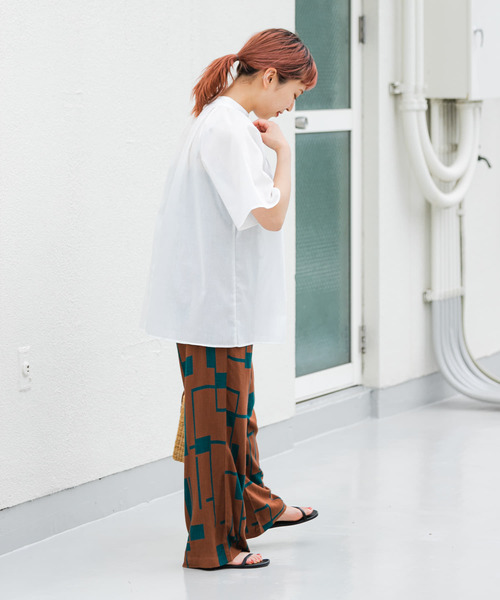 ITEMS URBANRESEARCH(アイテムズ アーバンリサーチ)の「『UR GREEN』ハイネックブラウス(シャツ/ブラウス・レディース・ブラック/ホワイト/ミント・FREE)」の8枚目の写真