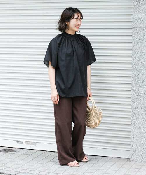 ITEMS URBANRESEARCH(アイテムズ アーバンリサーチ)の「『UR GREEN』ハイネックブラウス(シャツ/ブラウス・レディース・ブラック/ホワイト/ミント・FREE)」の19枚目の写真