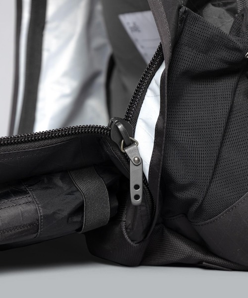 TOOLS(ツゥールズ)の「【 TOOLS / ツールズ 】LOCATION PAK / ロケーションパック(バックパック/リュック・メンズ・ブラック・FREE)」の15枚目の写真