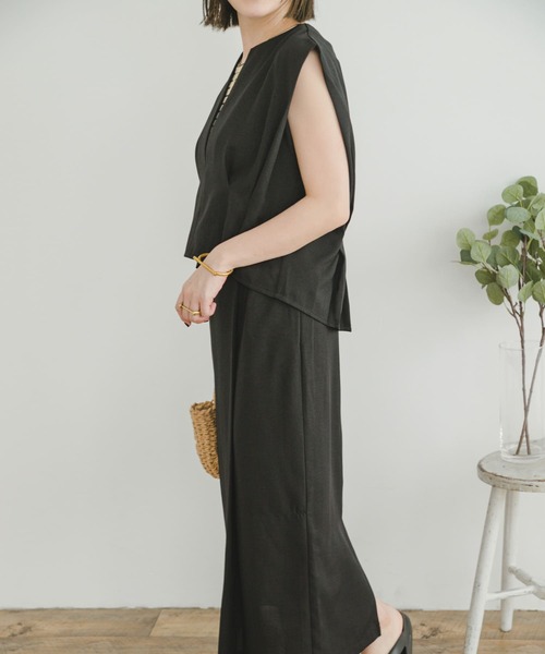 ITEMS URBANRESEARCH（アイテムズ アーバンリサーチ）の「ドライタッチセットスカート（ワンピース・レディース・ブラック/モカ・FREE）」の8枚目の写真