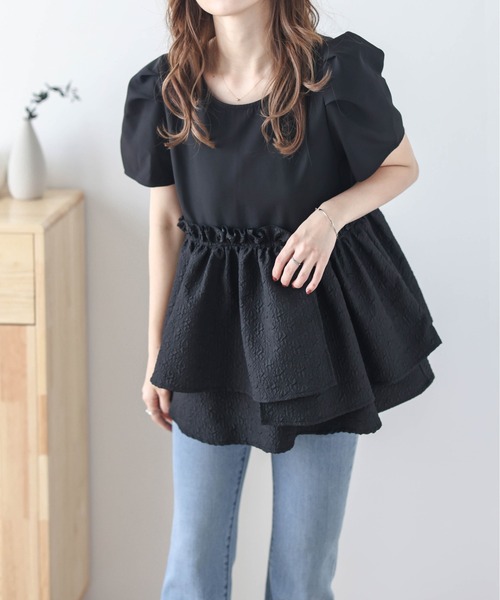 SUGAR BISKET（シュガービスケット）の「ペプラムプルオーバー（Tシャツ/カットソー・レディース・ブラック/ホワイト/ホワイト系その他/ブラック系その他・フリー）」の3枚目の写真