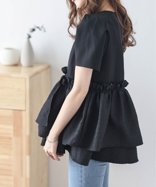 SUGAR BISKET（シュガービスケット）の「ペプラムプルオーバー（Tシャツ/カットソー・レディース・ブラック/ホワイト/ホワイト系その他/ブラック系その他・フリー）」の22枚目の写真