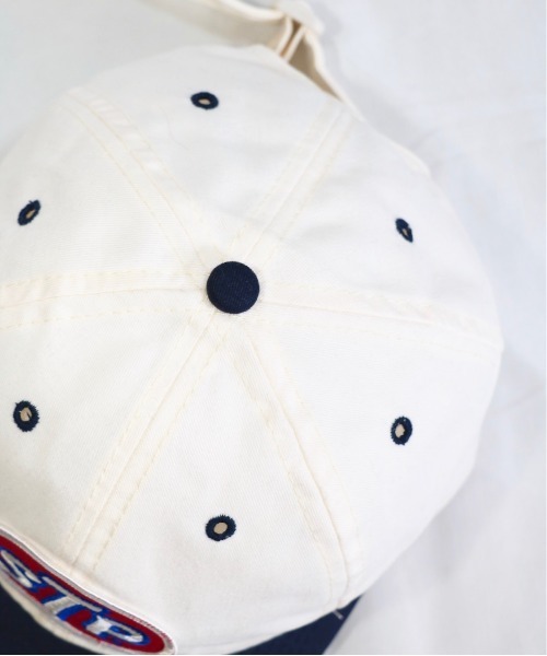 C.E.L.STORE（セルストア）の「STP/エスティーピー LOGO BASEBALL CAPロゴベースボールキャップ(ユニセックス)（キャップ・メンズ・ナチュラル/ネイビー・FREE）」の6枚目の写真