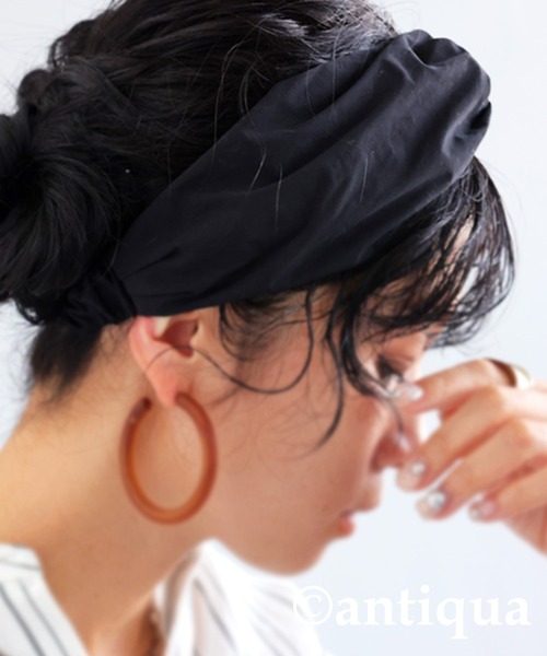 antiqua（アンティカ）の「ツイストデザインターバン（ヘアバンド・レディース・カーキ/ブラック・FREE）」の10枚目の写真