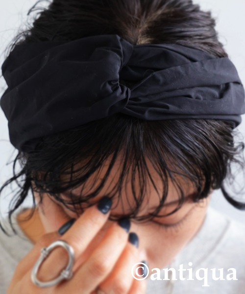 antiqua（アンティカ）の「ツイストデザインターバン（ヘアバンド・レディース・カーキ/ブラック・FREE）」の11枚目の写真